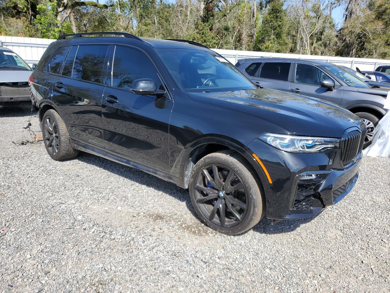 2021 BMW X7 - Image 4