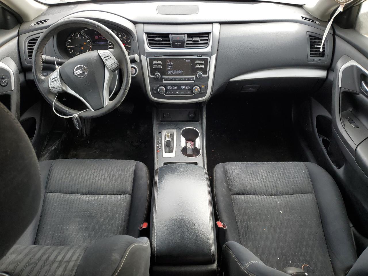 2017 Nissan Altima - Image 8