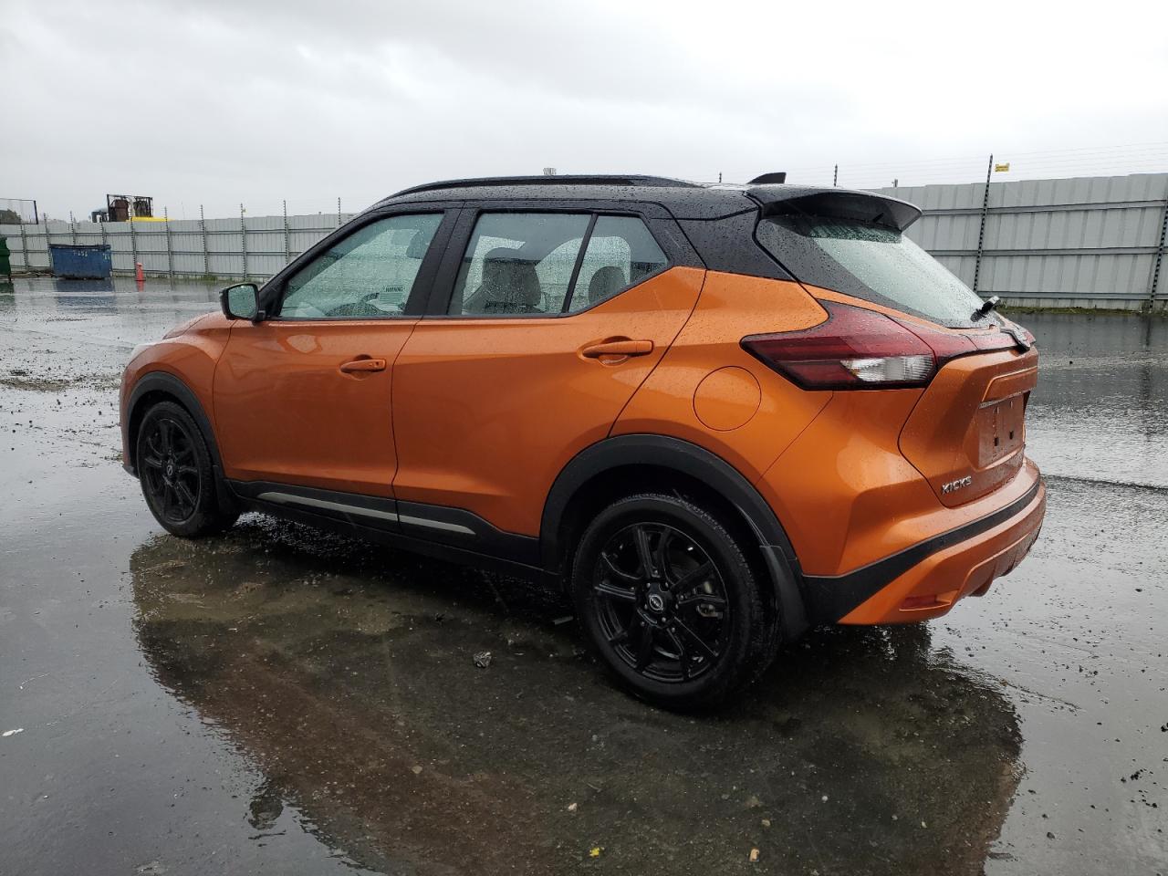2022 Nissan Kicks - Image 2