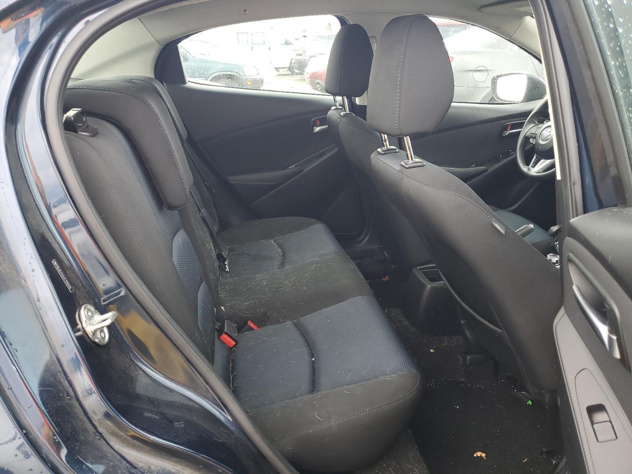 2018 Toyota Yaris - Image 10