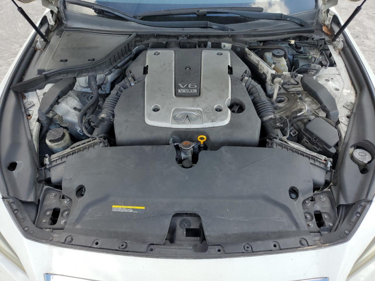 2014 Infiniti Q50 - Image 11
