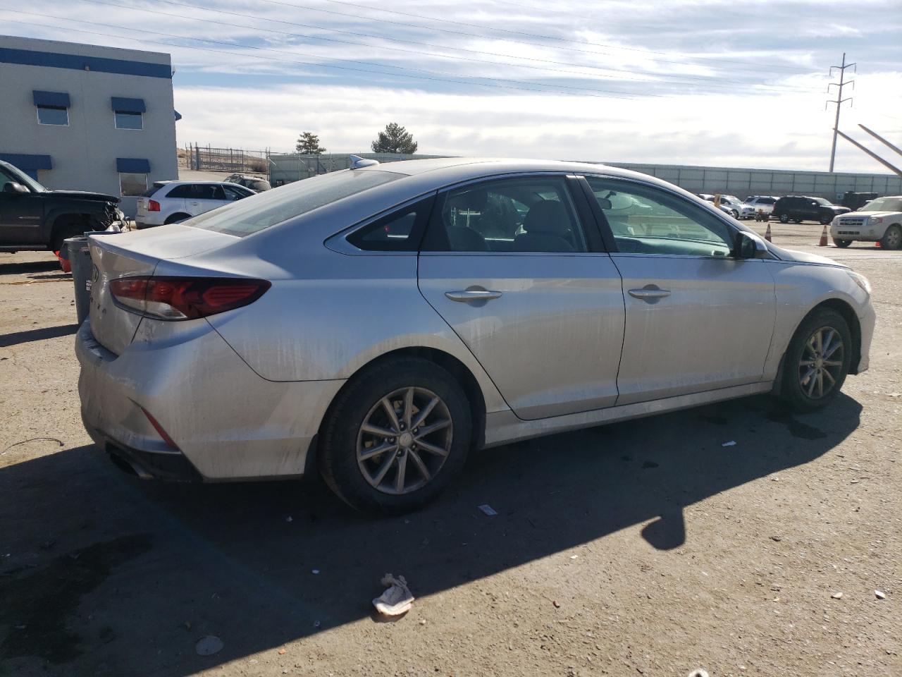 2018 Hyundai Sonata - Image 3