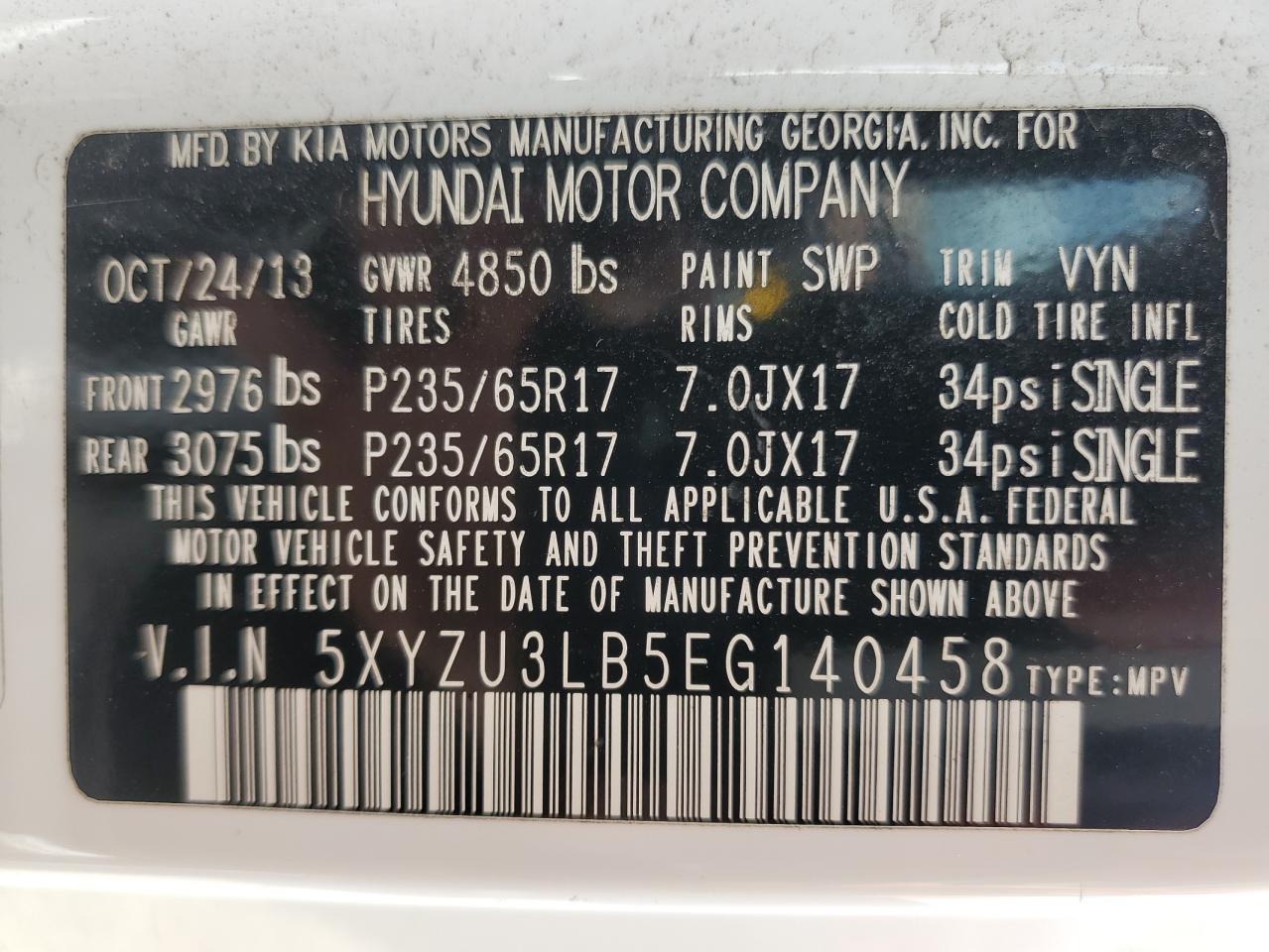2014 Hyundai Santa Fe - Image 13