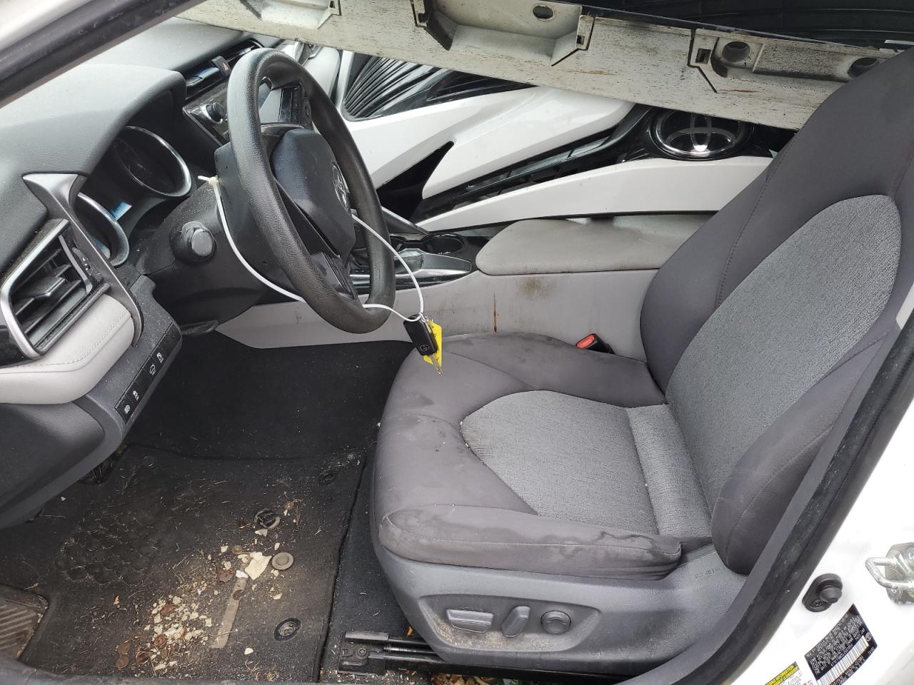 2020 Toyota Camry - Image 7