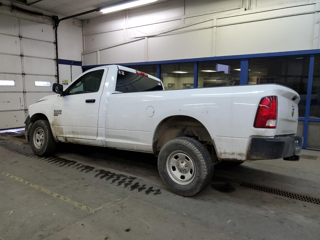 2020 RAM 1500 - Image 2