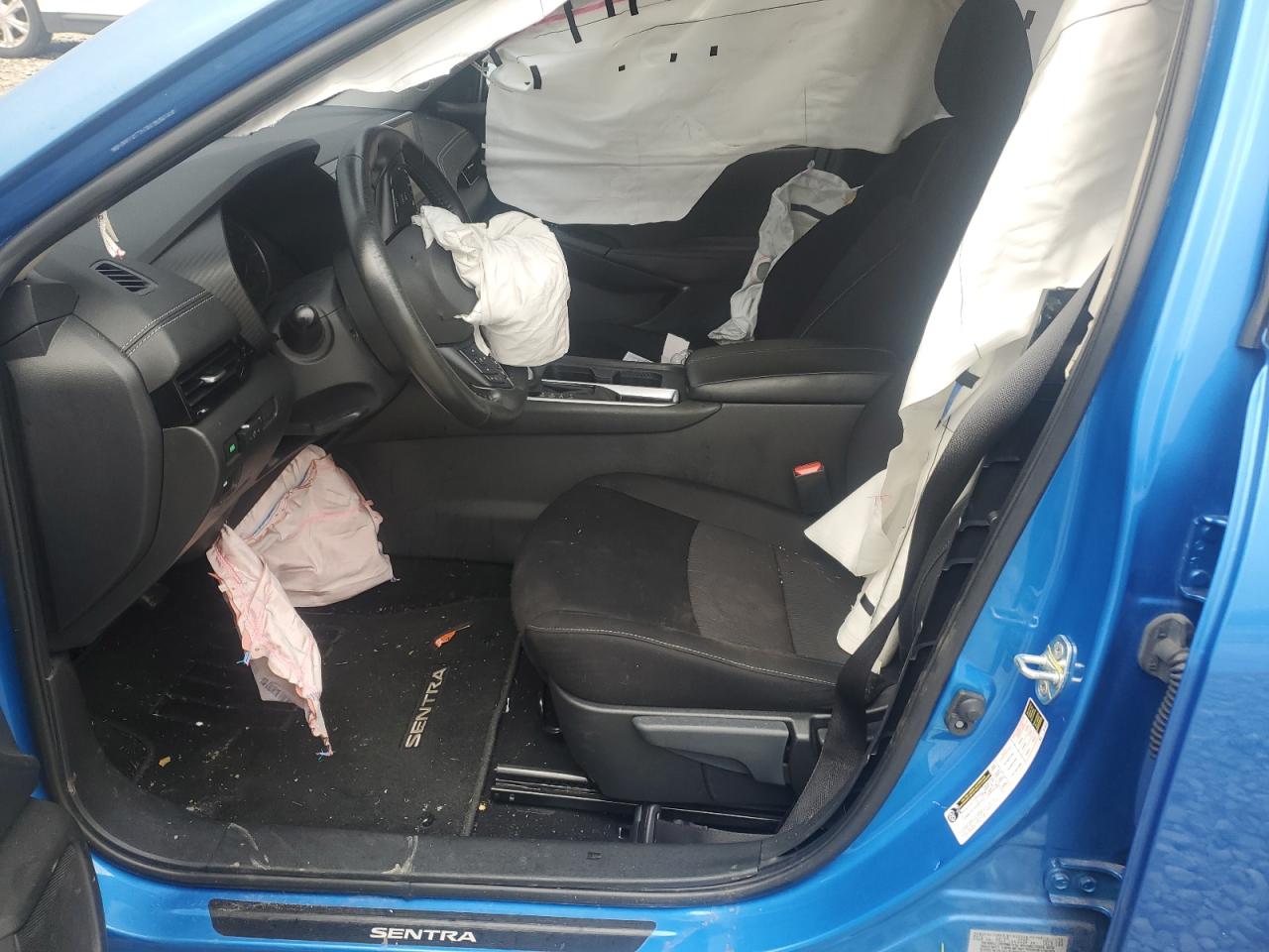 2022 Nissan Sentra - Image 7