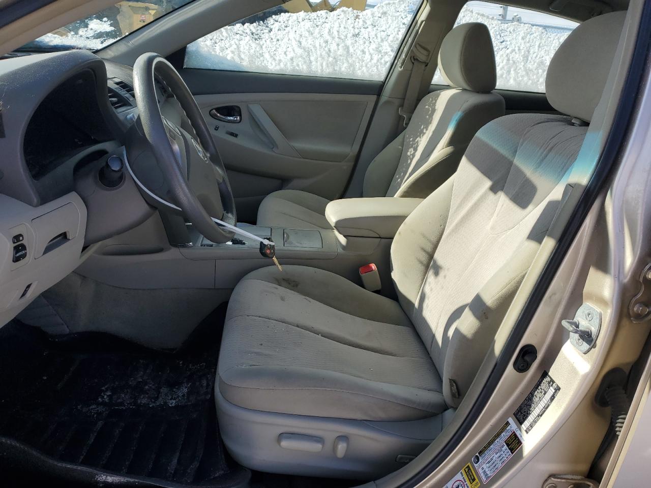 2010 Toyota Camry - Image 7