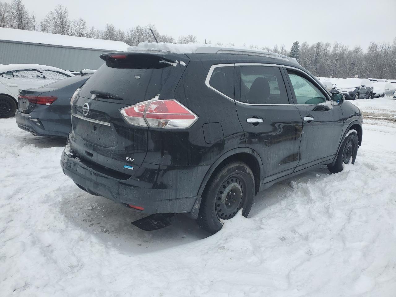 2015 Nissan Rogue - Image 3