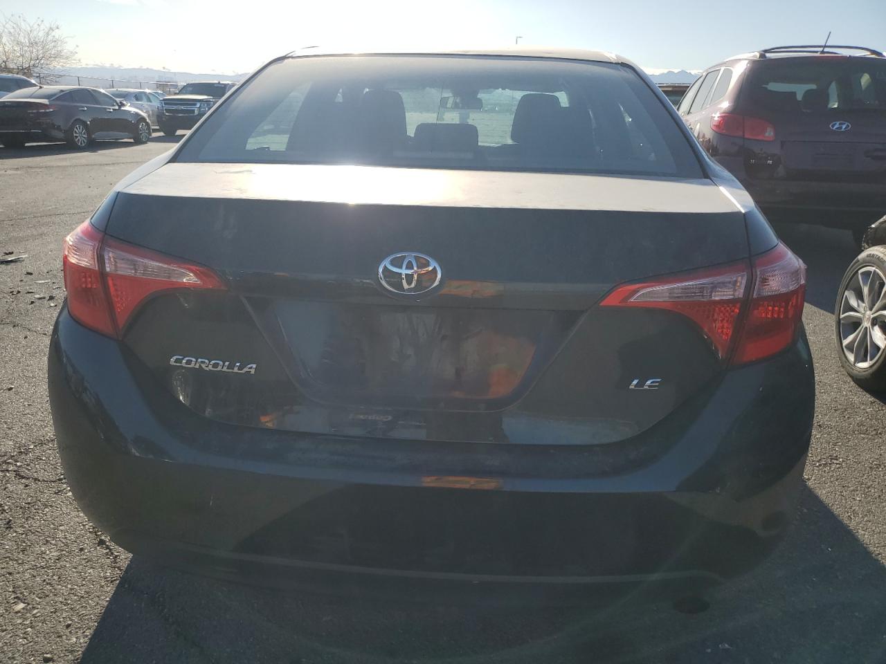 2018 Toyota Corolla - Image 6