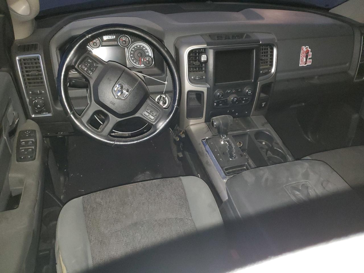 2013 RAM 1500 - Image 8