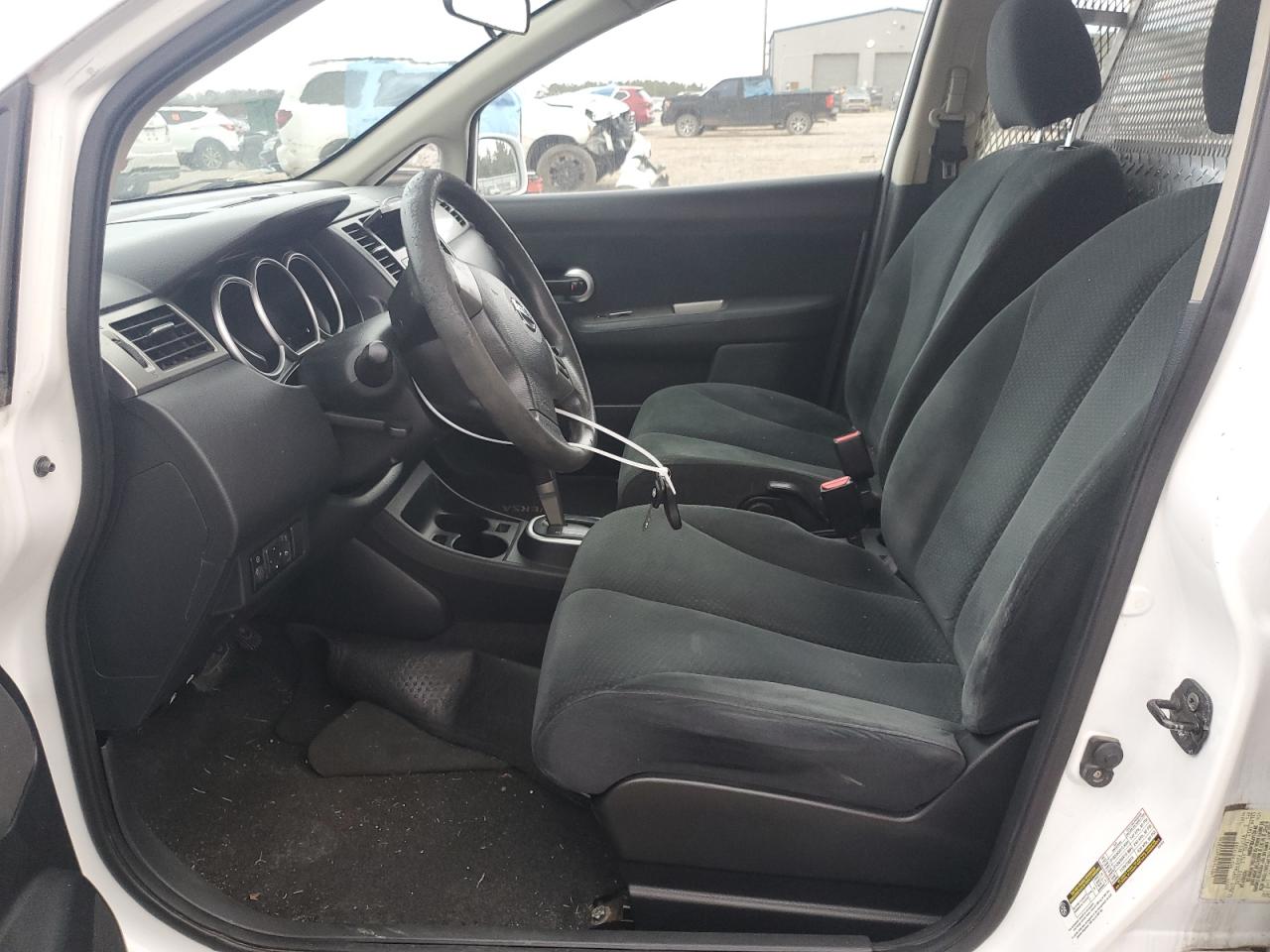 2011 Nissan Versa - Image 7