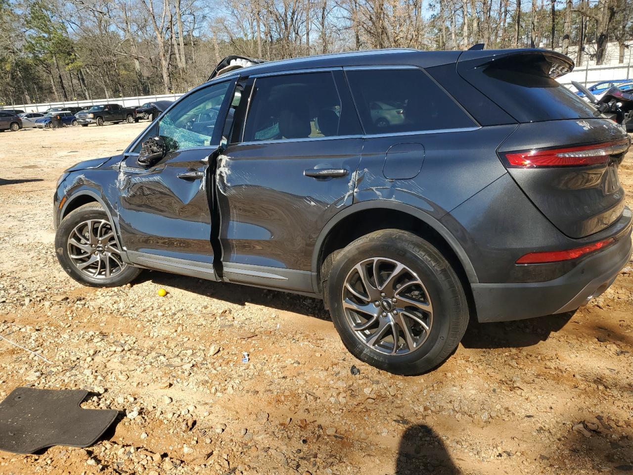 2020 Lincoln Corsair - Image 2