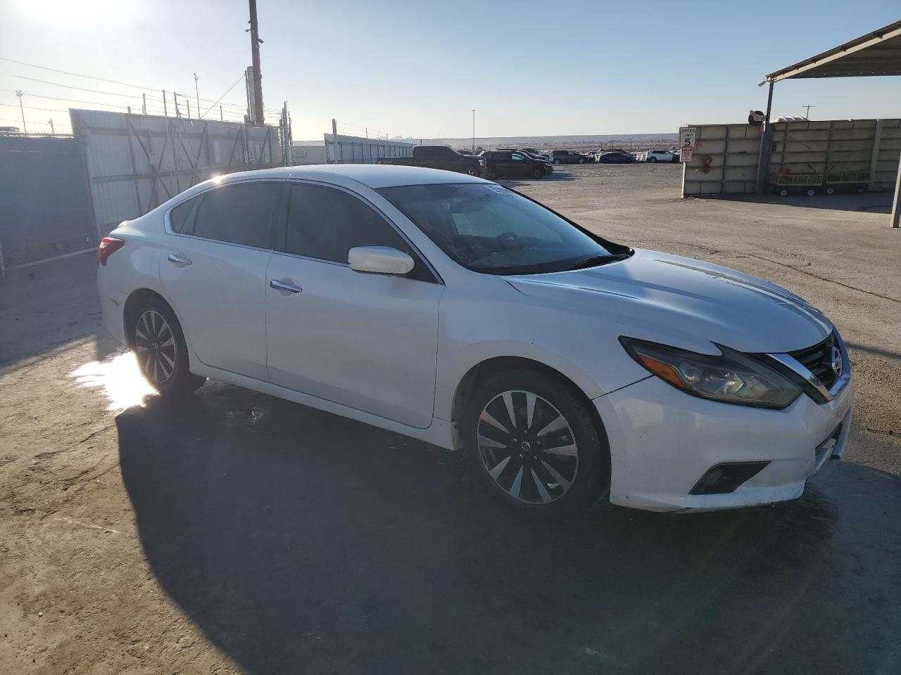 2018 Nissan Altima - Image 4