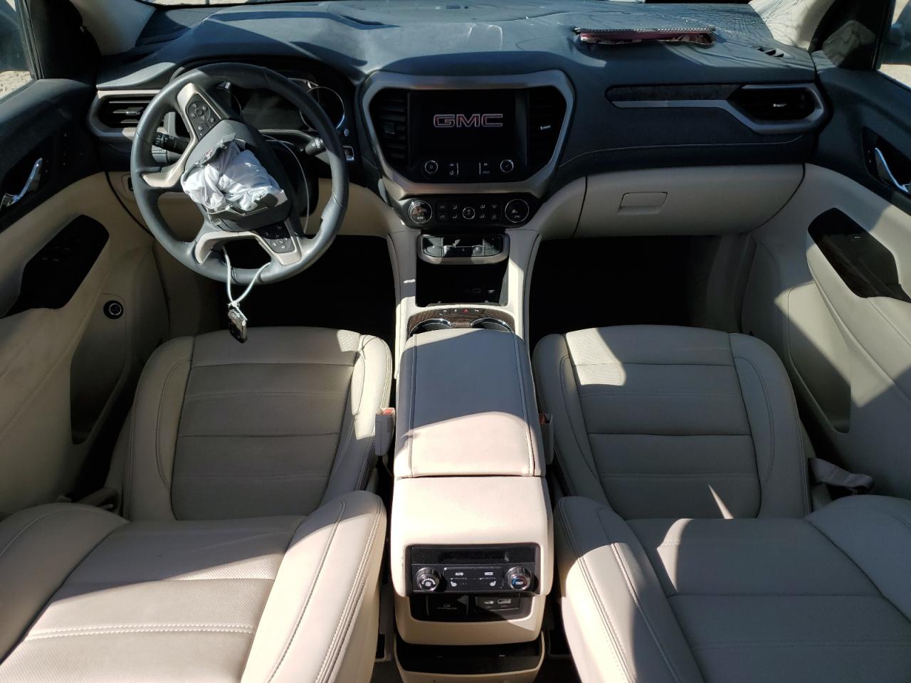 2021 GMC Acadia - Image 8