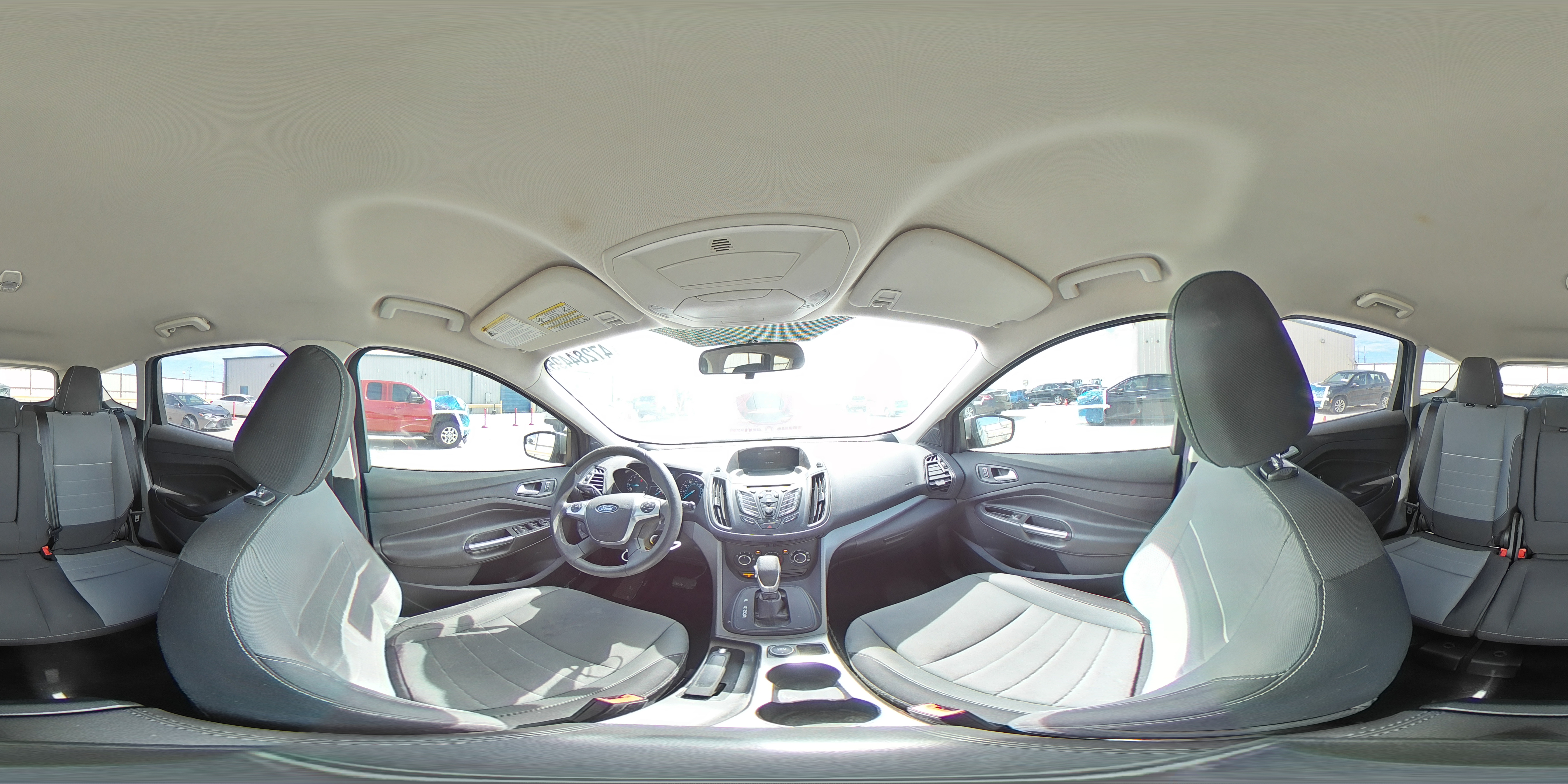 2015 Ford Escape - Image 16
