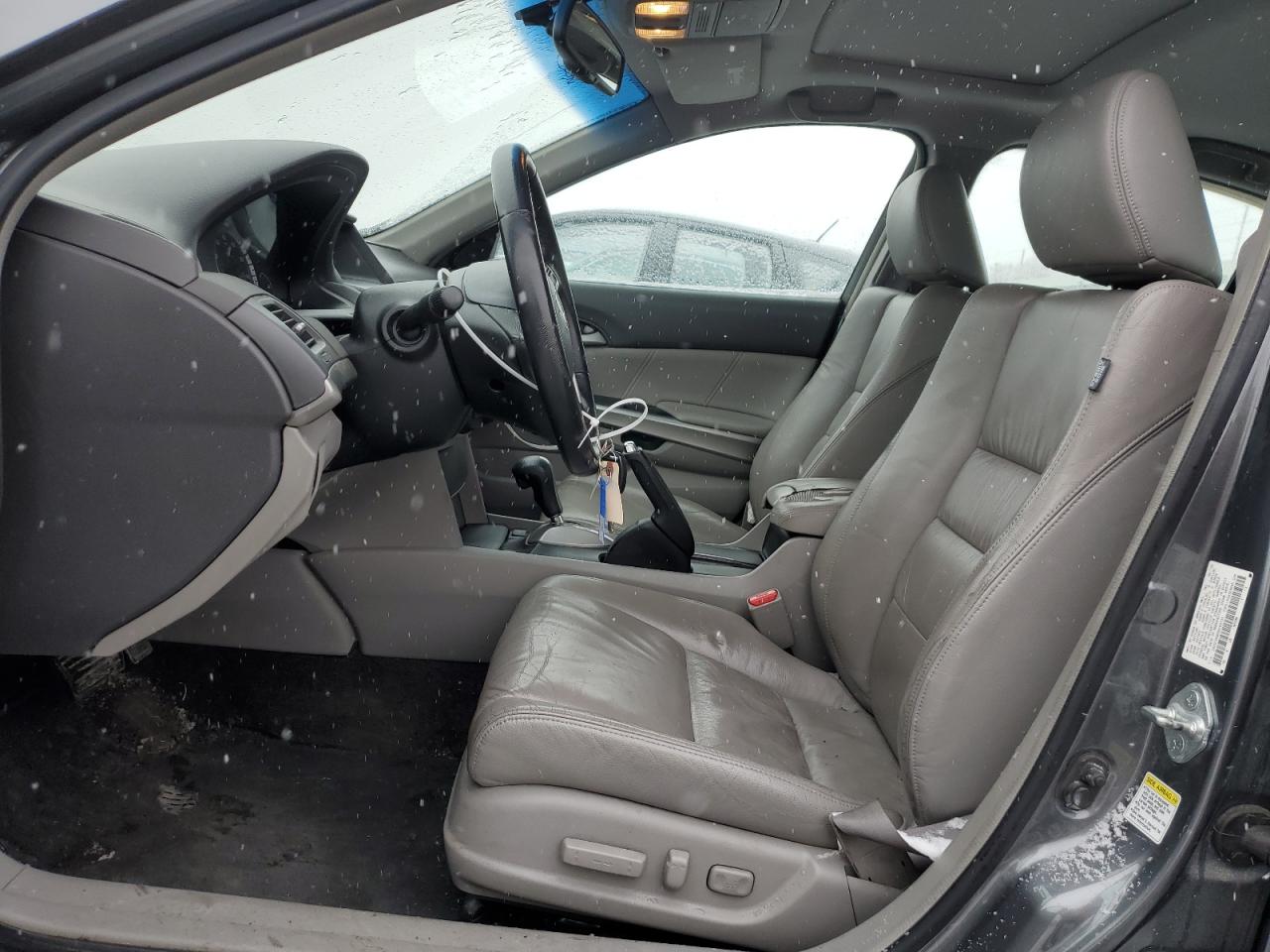 2009 Honda Accord - Image 7