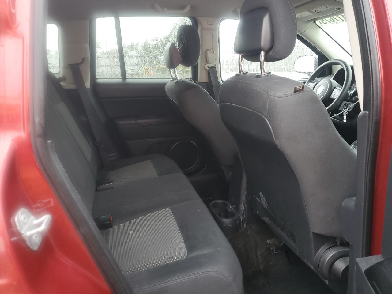 2014 Jeep Compass - Image 11
