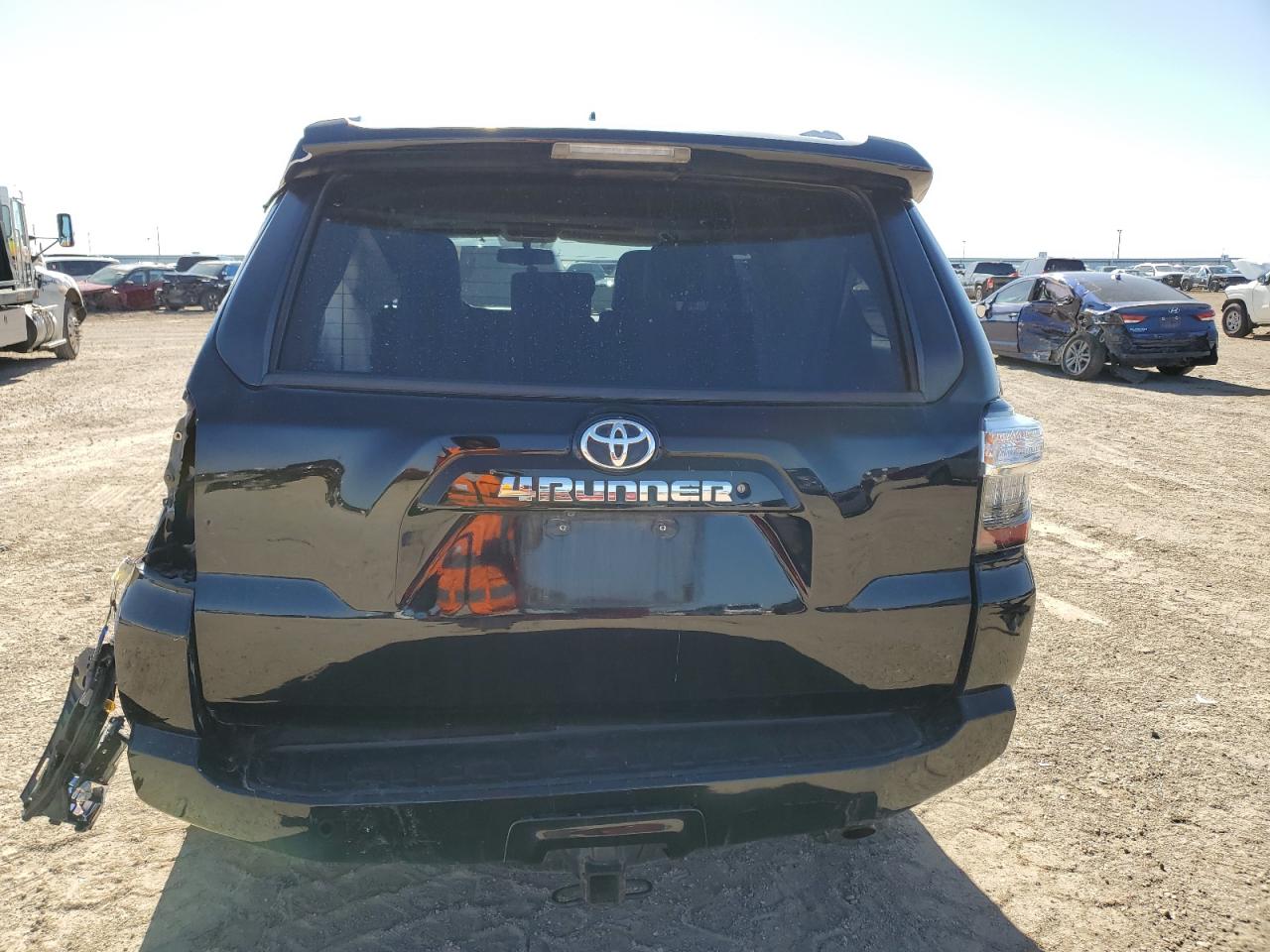 2015 Toyota 4Runner - Image 6