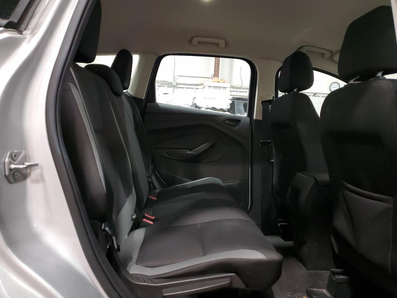 2016 Ford Escape - Image 11