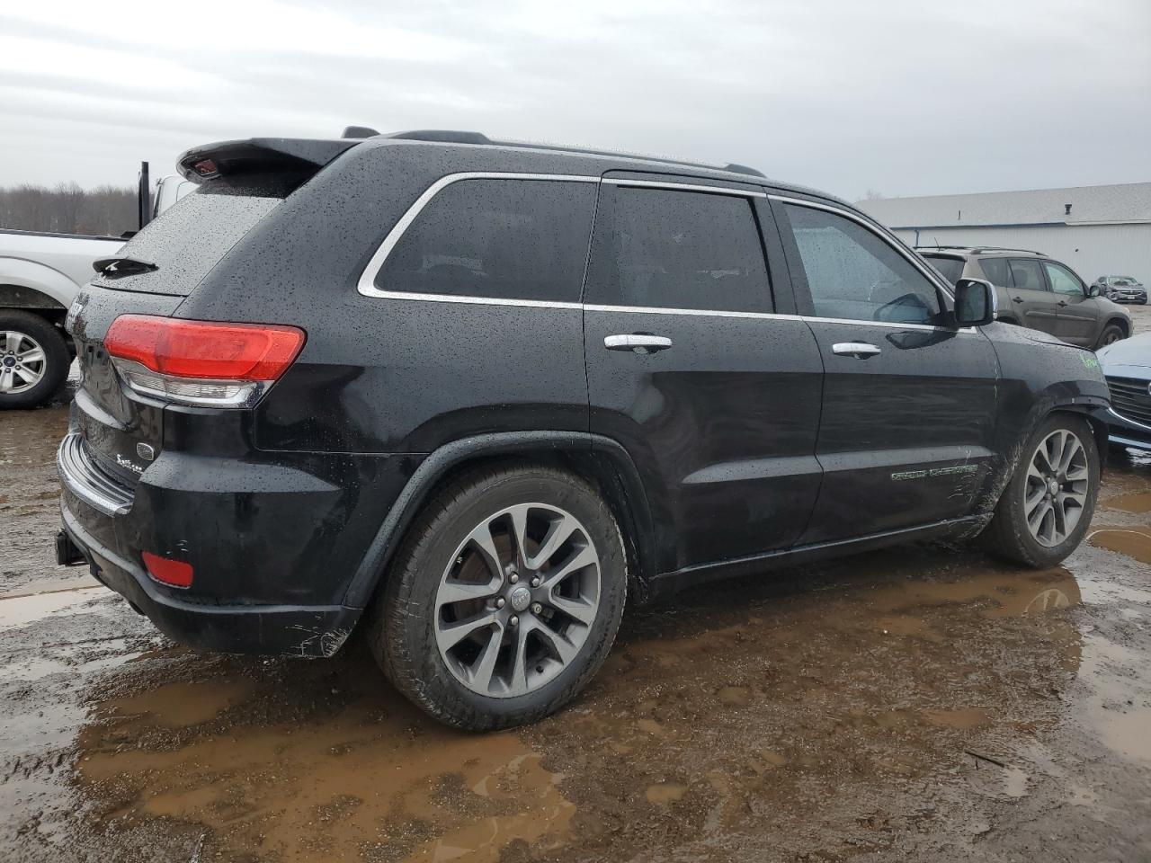 2017 Jeep Grand Cherokee - Image 3