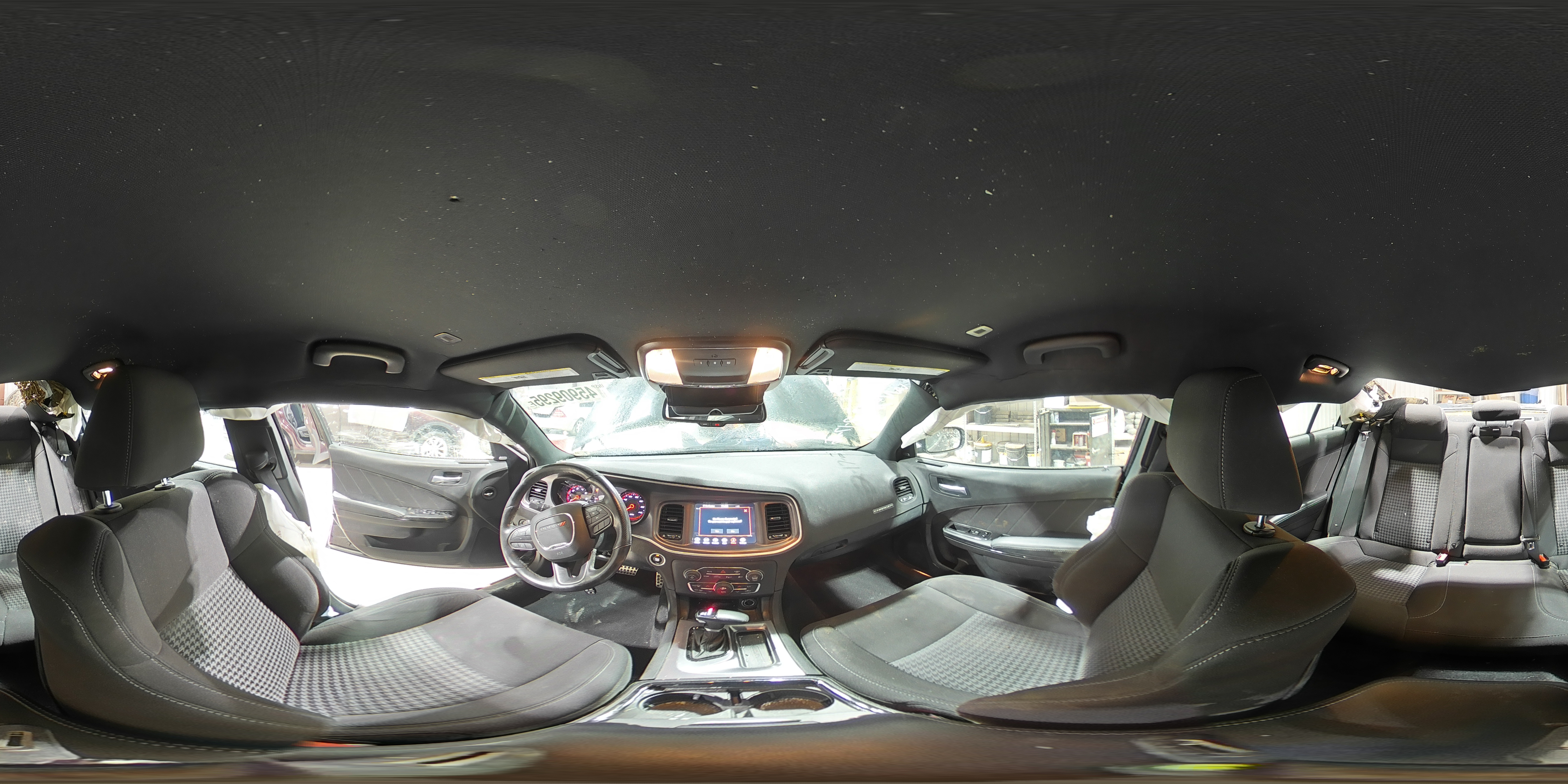 2021 Dodge Charger - Image 13