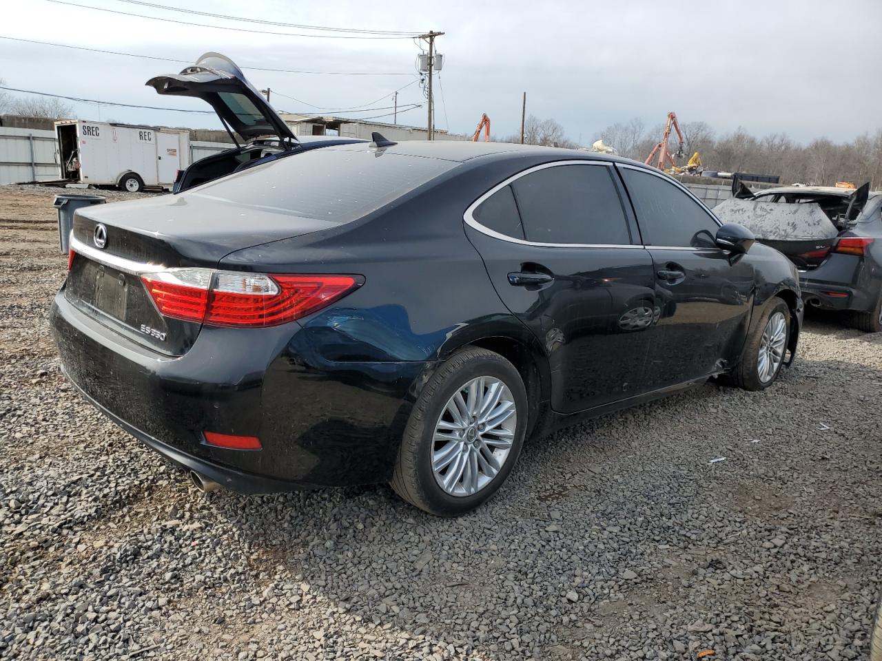 2013 Lexus ES - Image 3