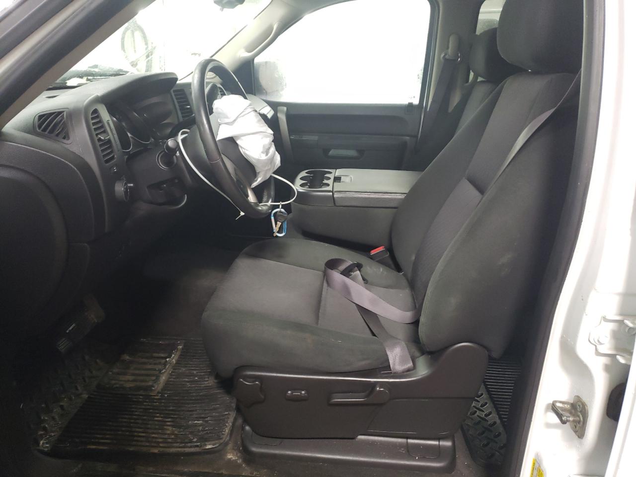 2012 Chevrolet Silverado - Image 7