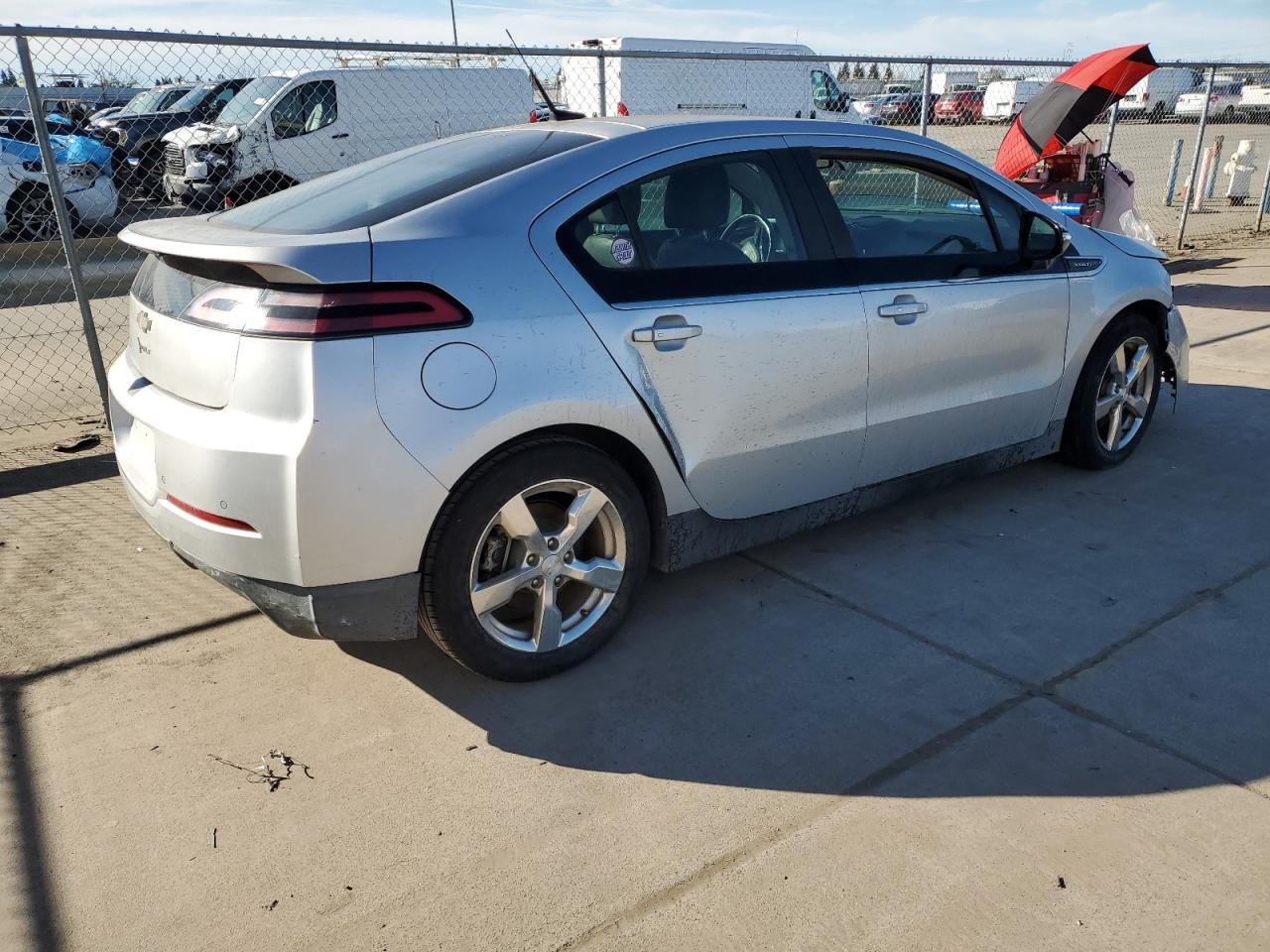2013 Chevrolet Volt - Image 3