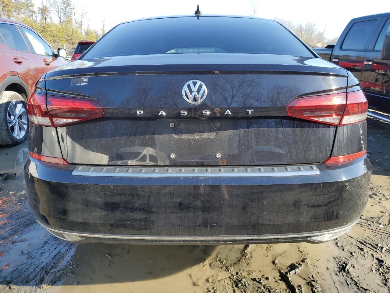 2021 Volkswagen Passat - Image 6