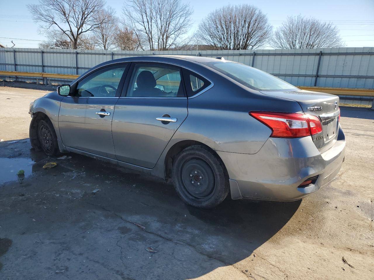 2019 Nissan Sentra - Image 2