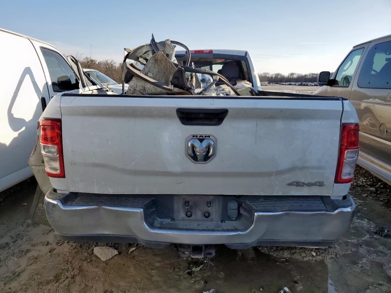 2021 RAM 3500 - Image 6
