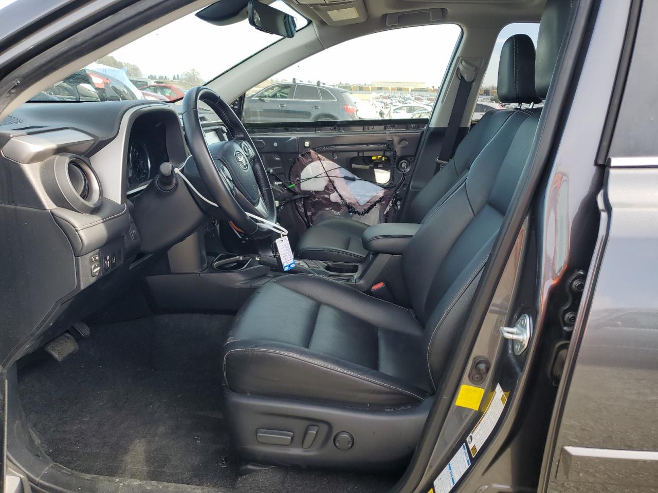2016 Toyota RAV 4 - Image 7