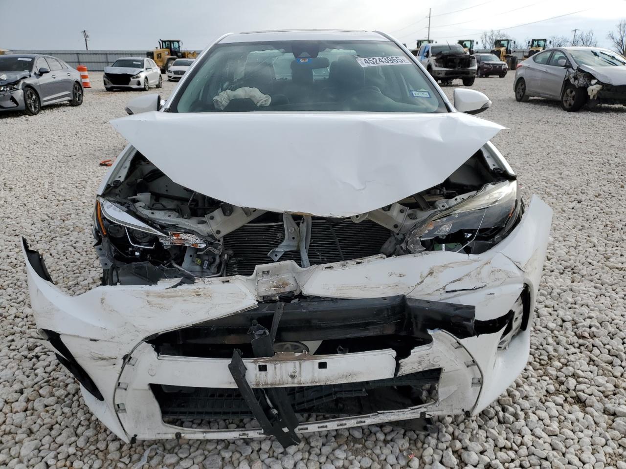 2017 Toyota Corolla - Image 13