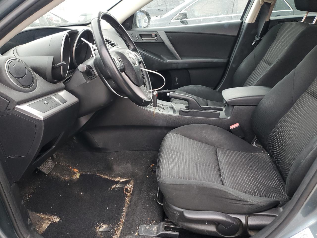 2012 Mazda 3 - Image 7