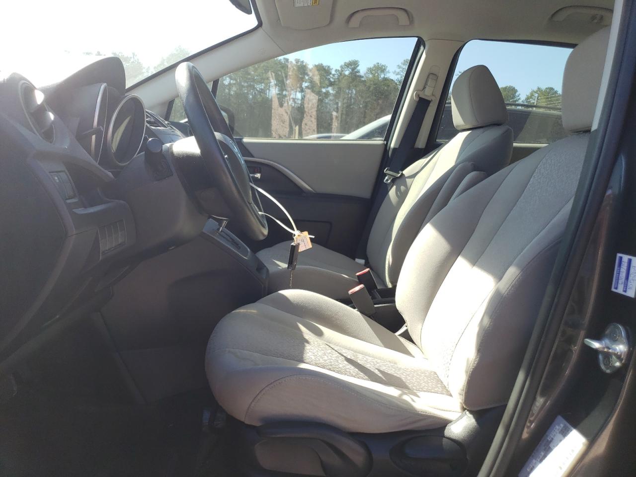 2012 Mazda 5 - Image 7
