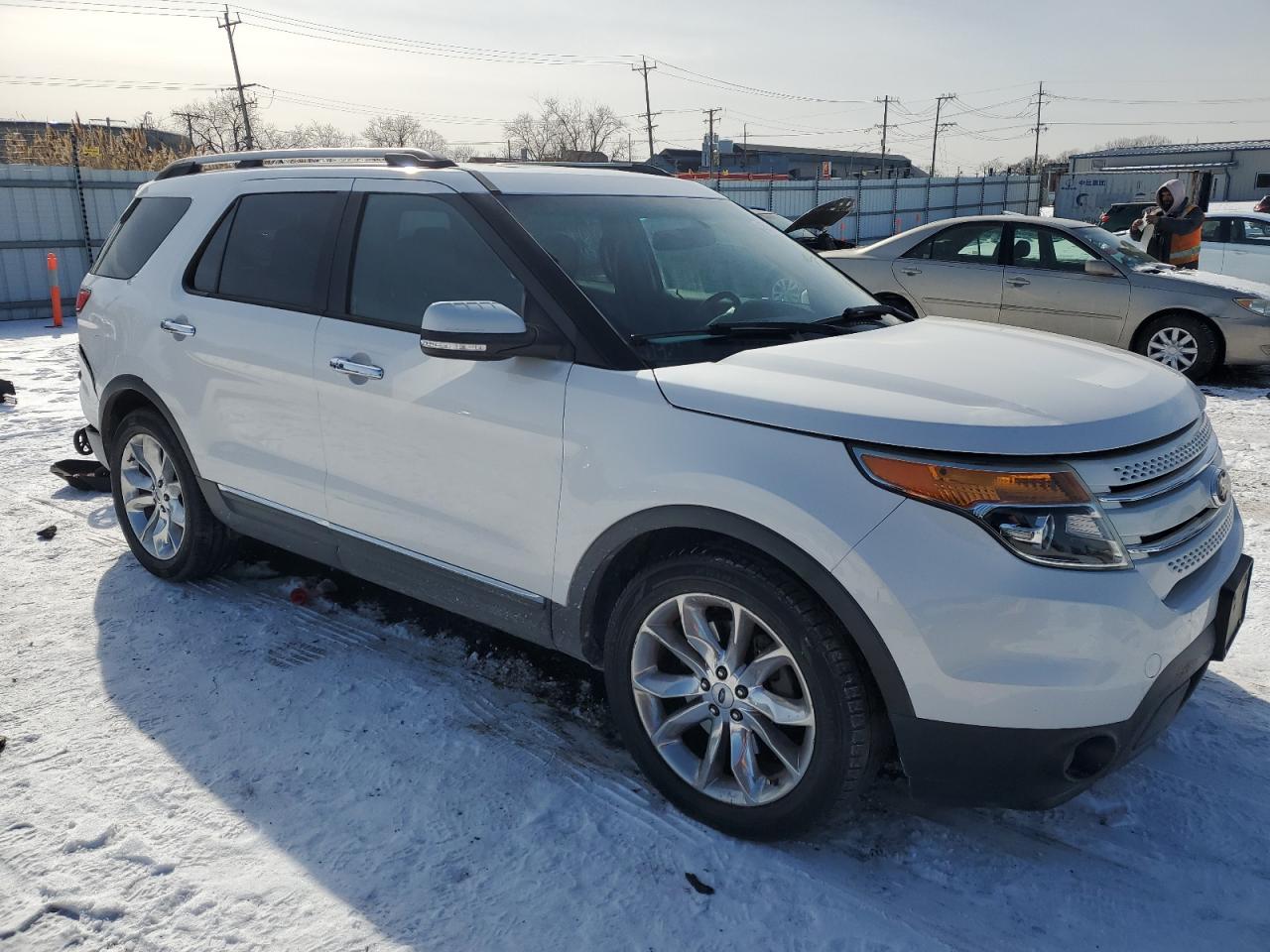 2015 Ford Explorer - Image 4