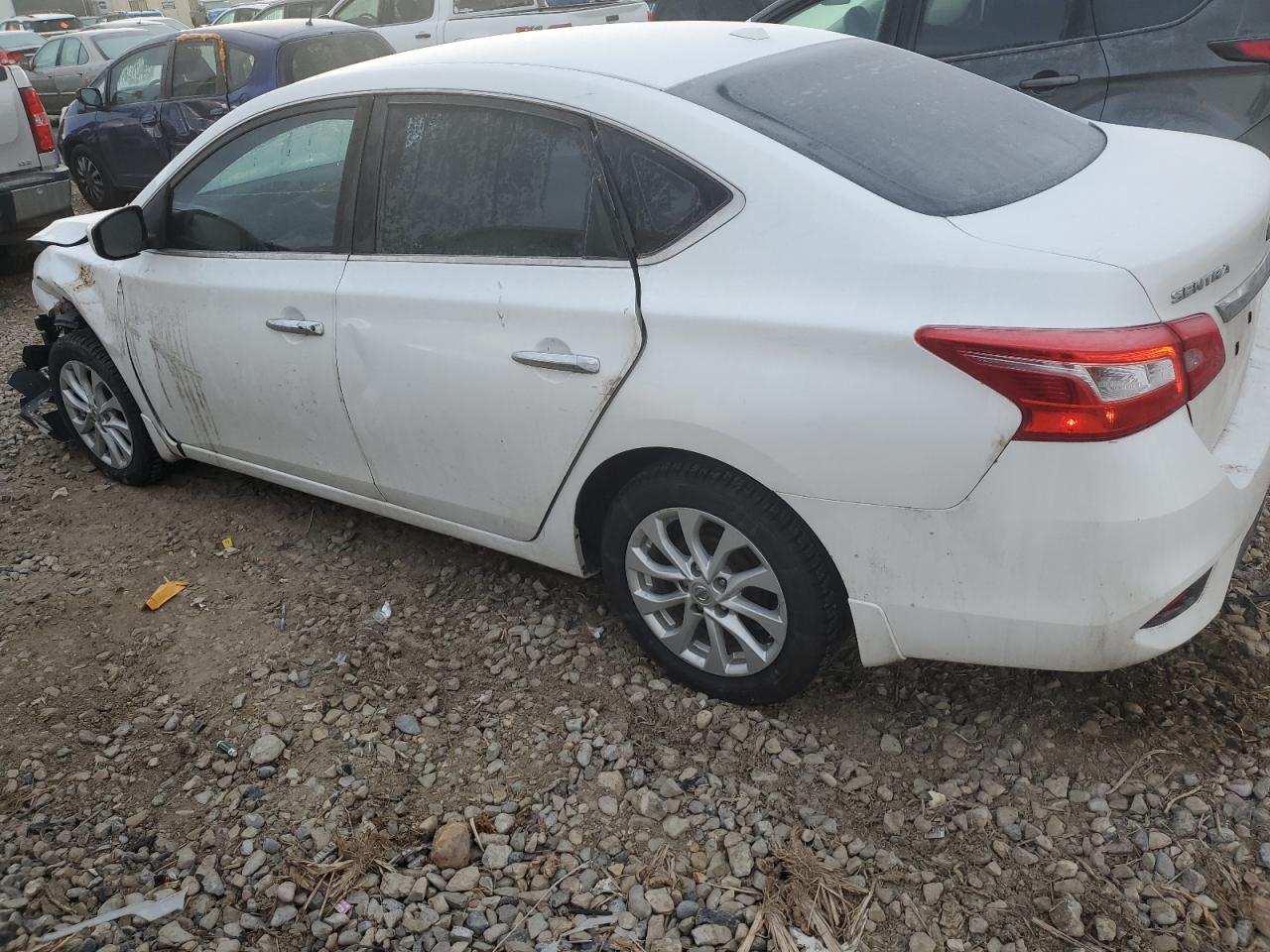 2018 Nissan Sentra - Image 2