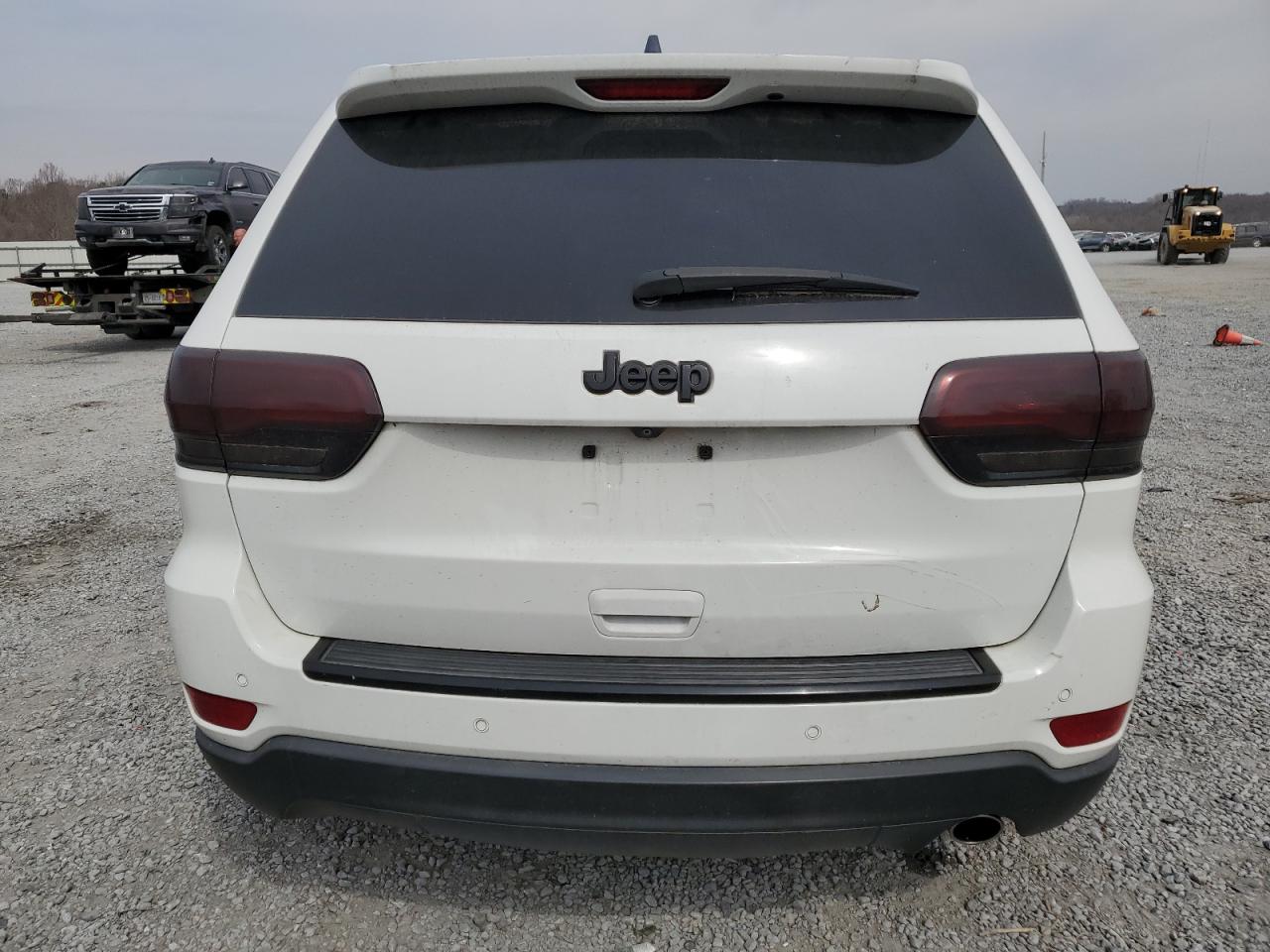 2015 Jeep Grand Cherokee - Image 6