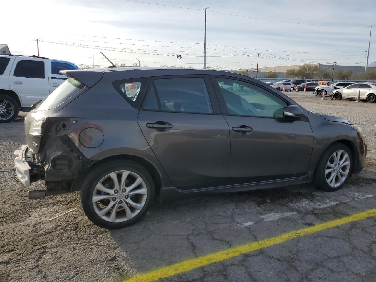 2010 Mazda 3 - Image 3