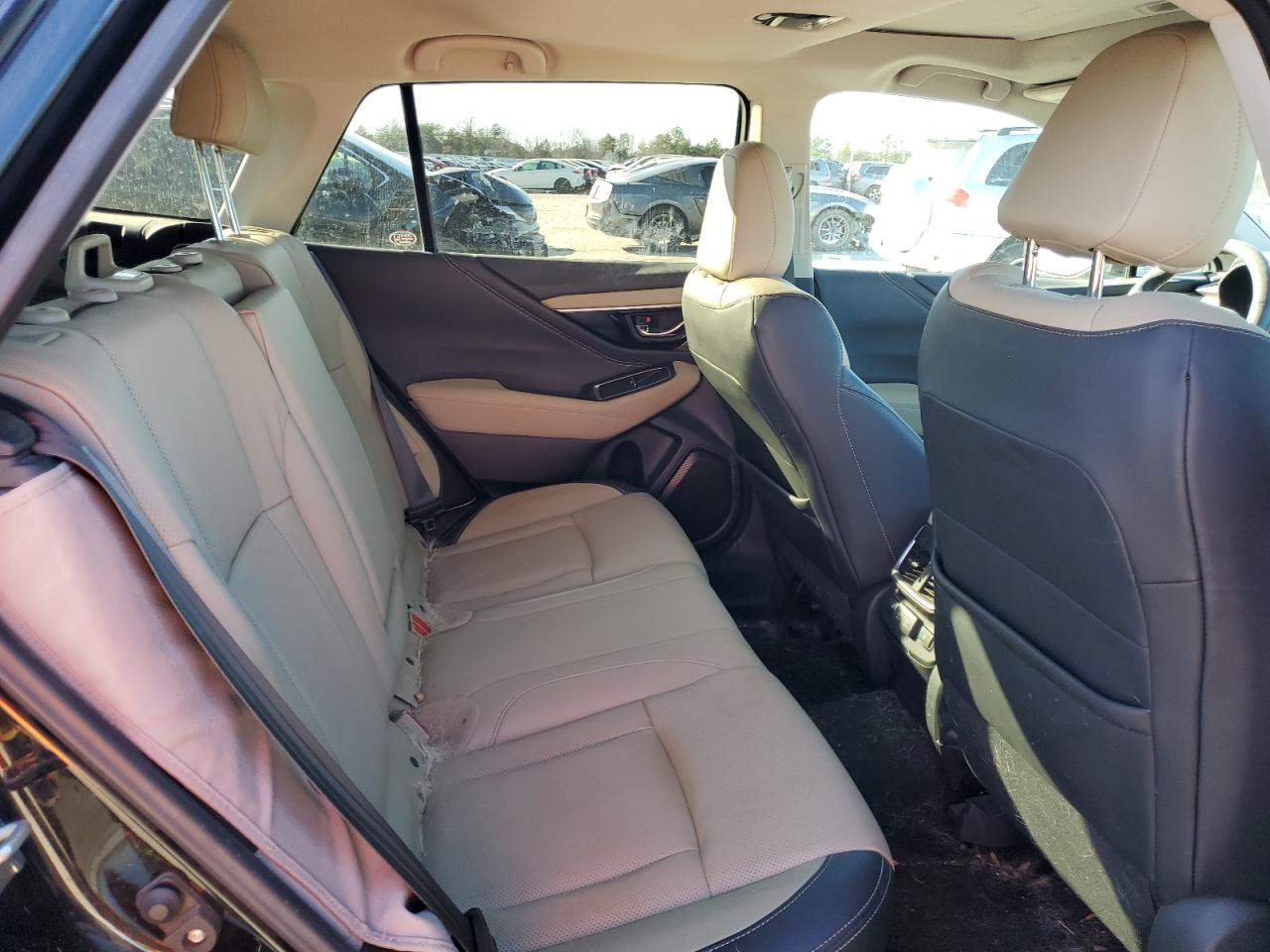 2020 Subaru Outback - Image 10