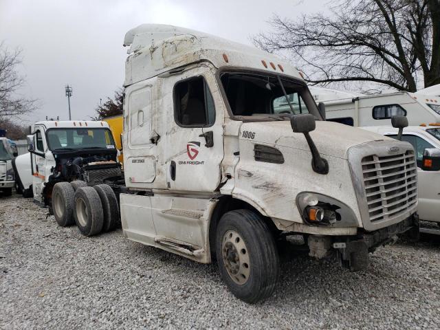 2016 Freightliner Cascadia 113 