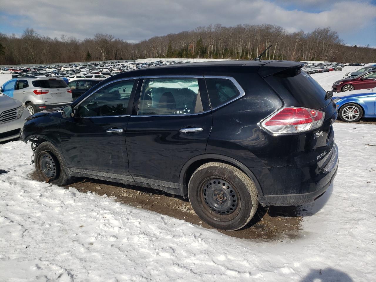 2015 Nissan Rogue - Image 2
