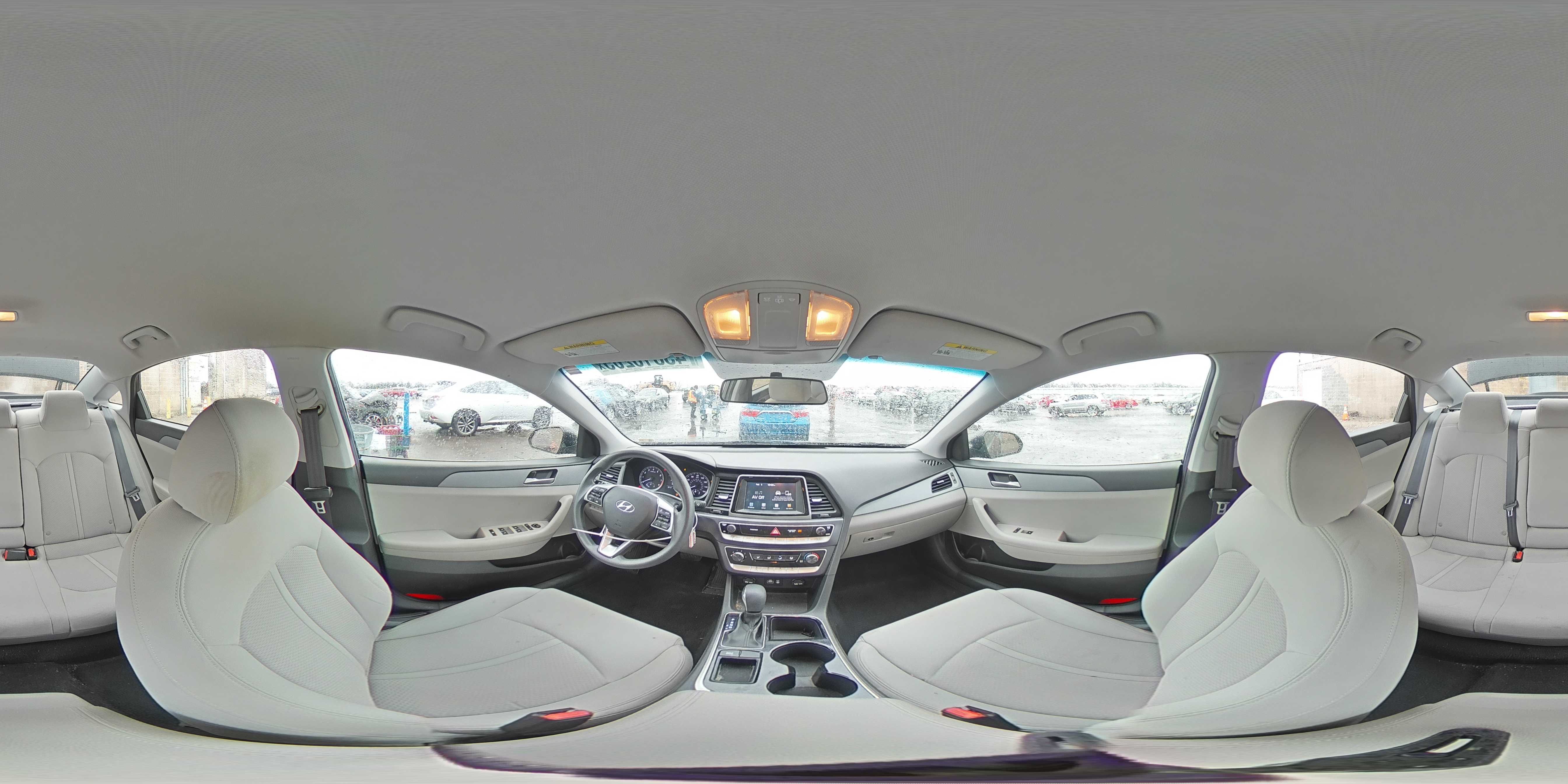 2019 Hyundai Sonata - Image 13