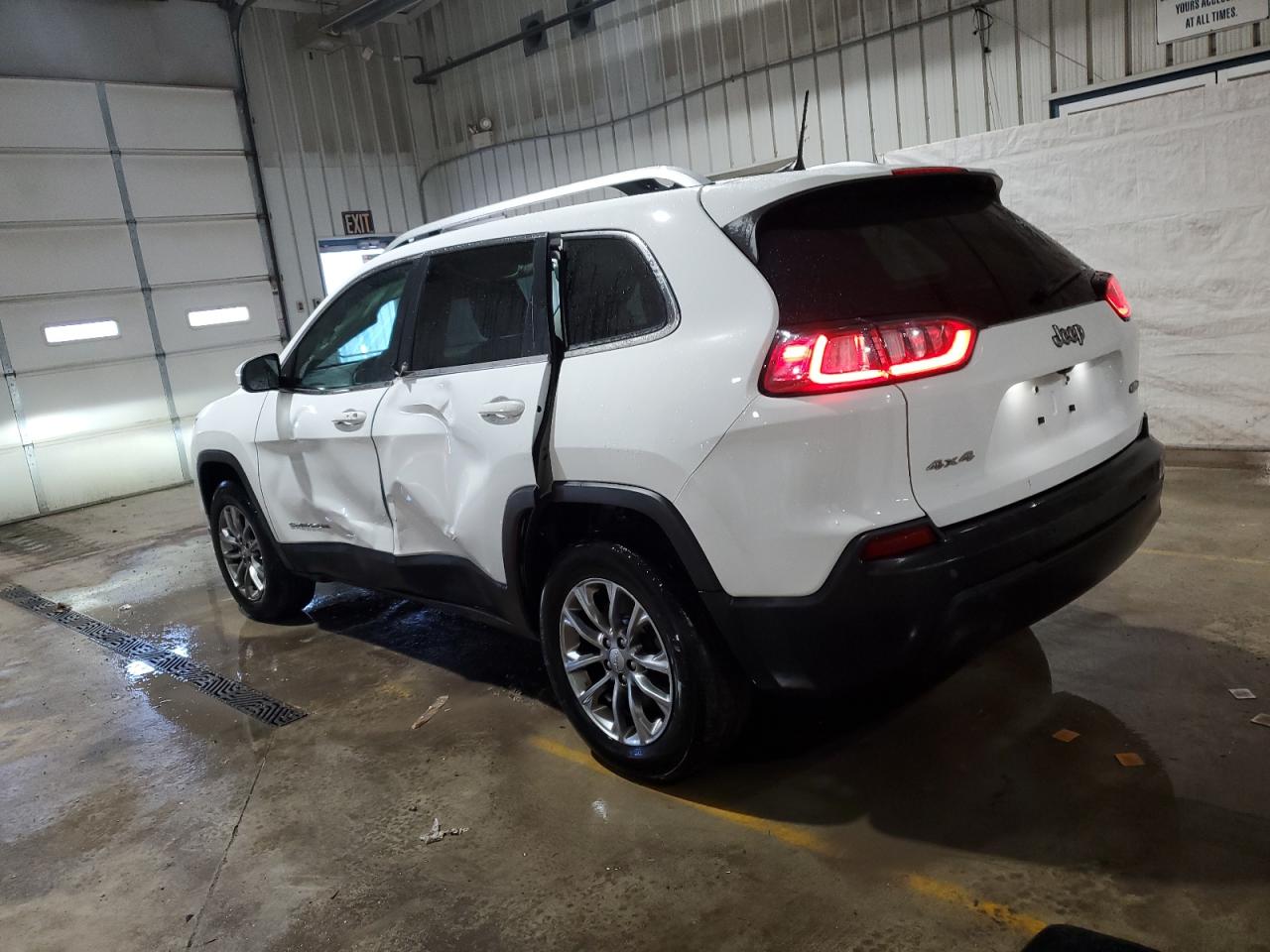 2020 Jeep Grand Cherokee - Image 2