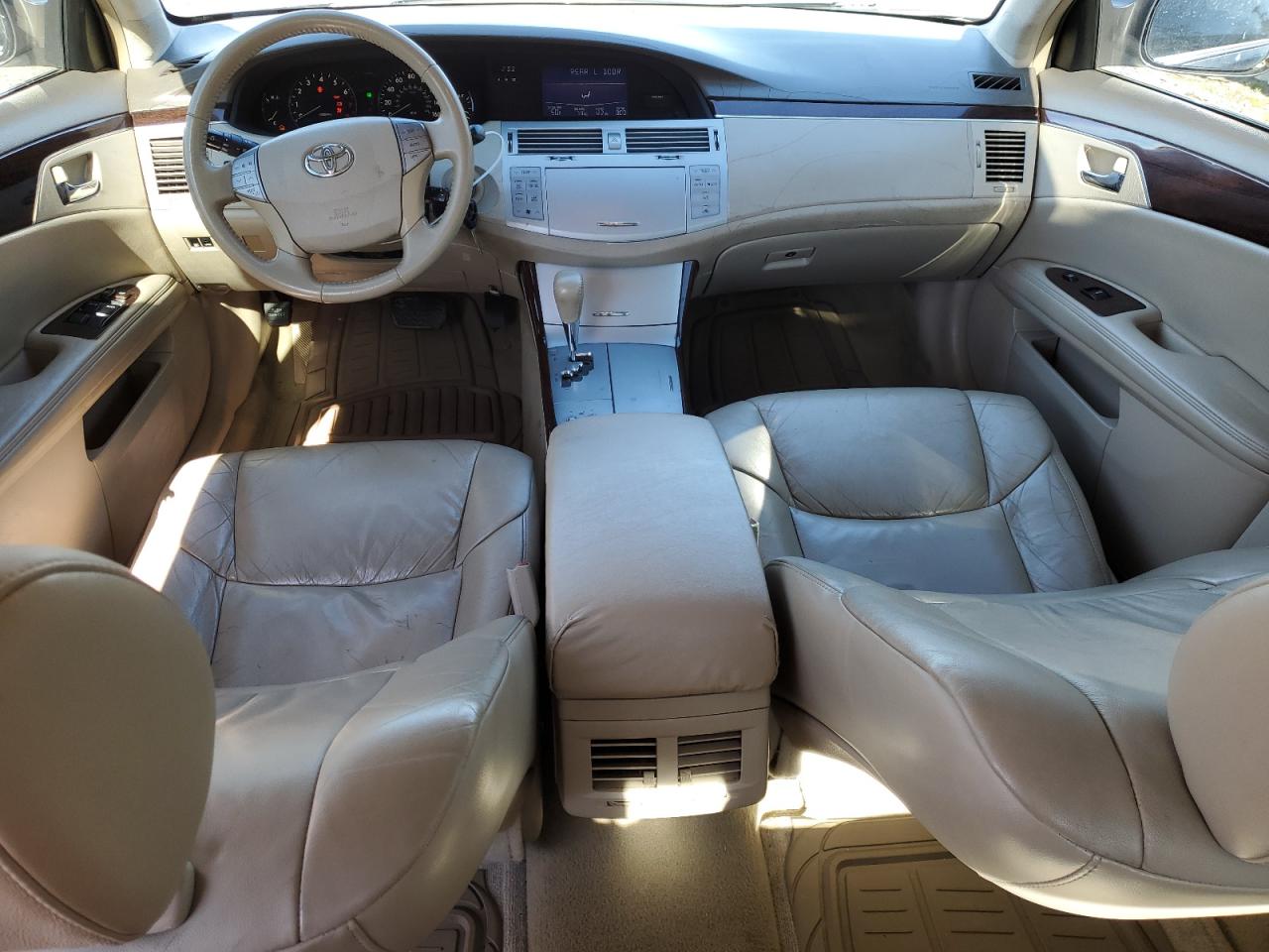 2008 Toyota Avalon - Image 8