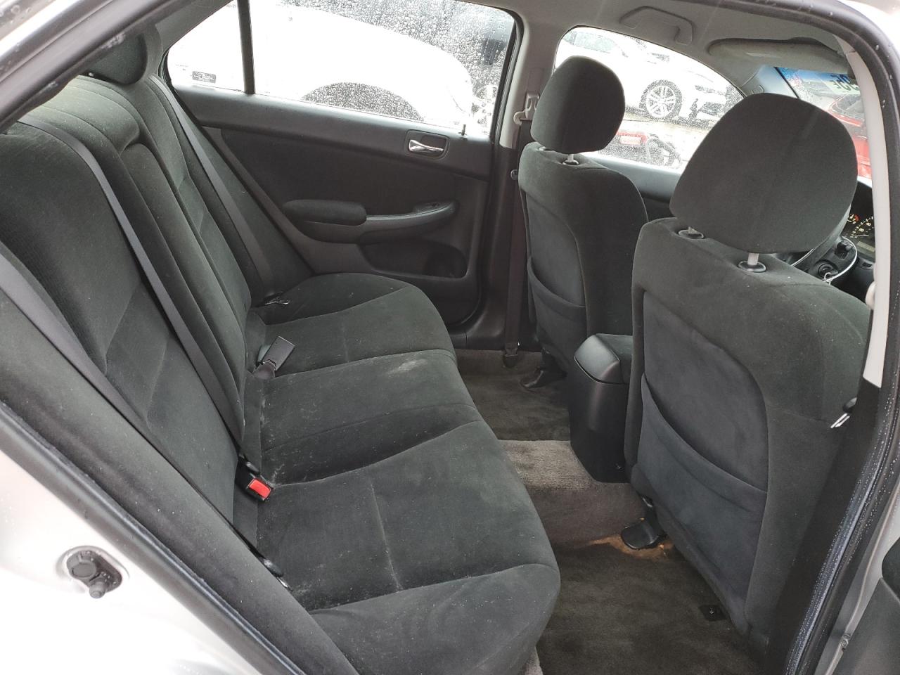 2007 Honda Accord - Image 10