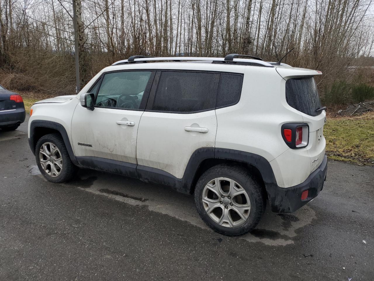 2017 Jeep Renegade - Image 2