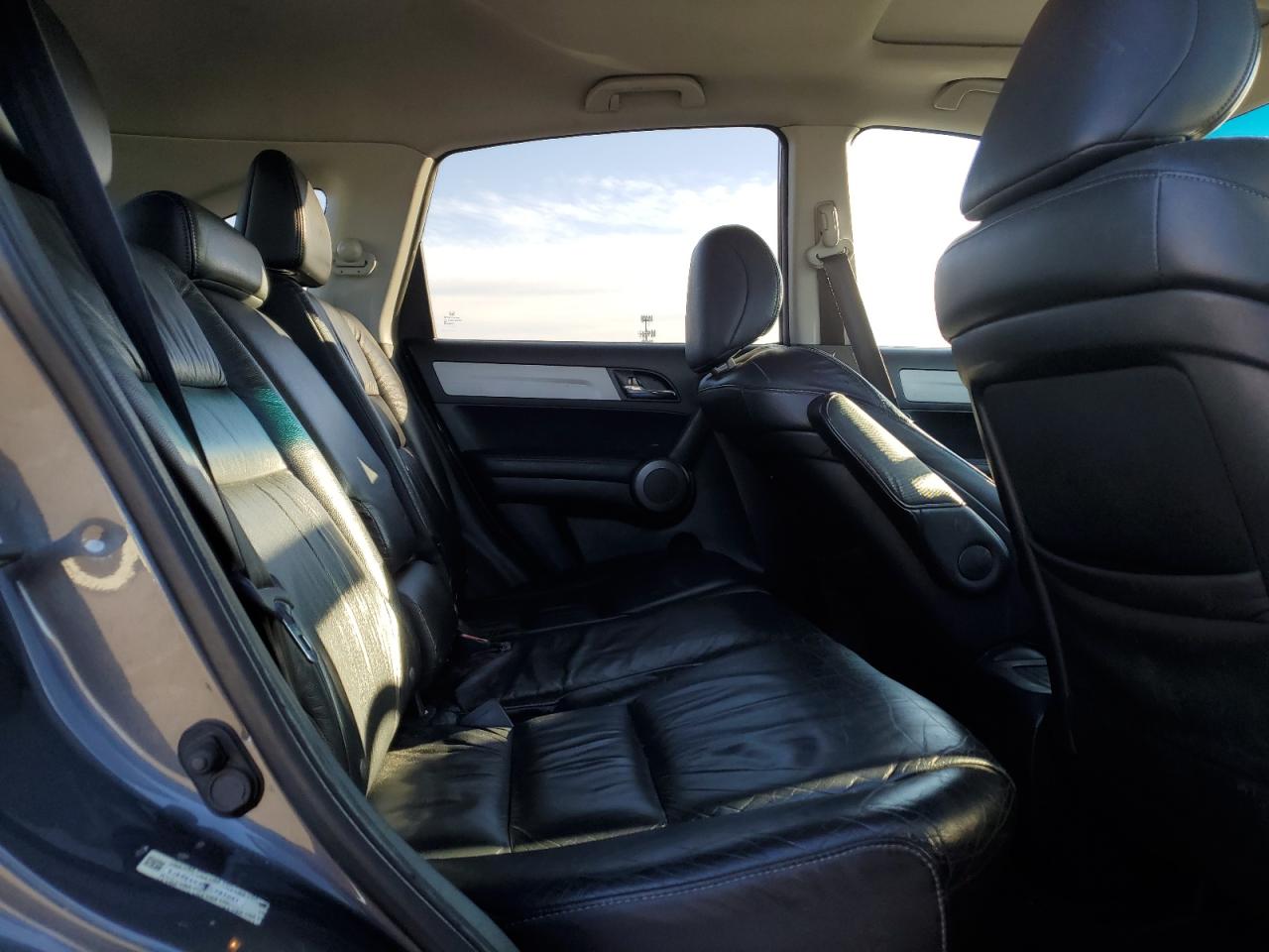 2011 Honda CR-V - Image 11