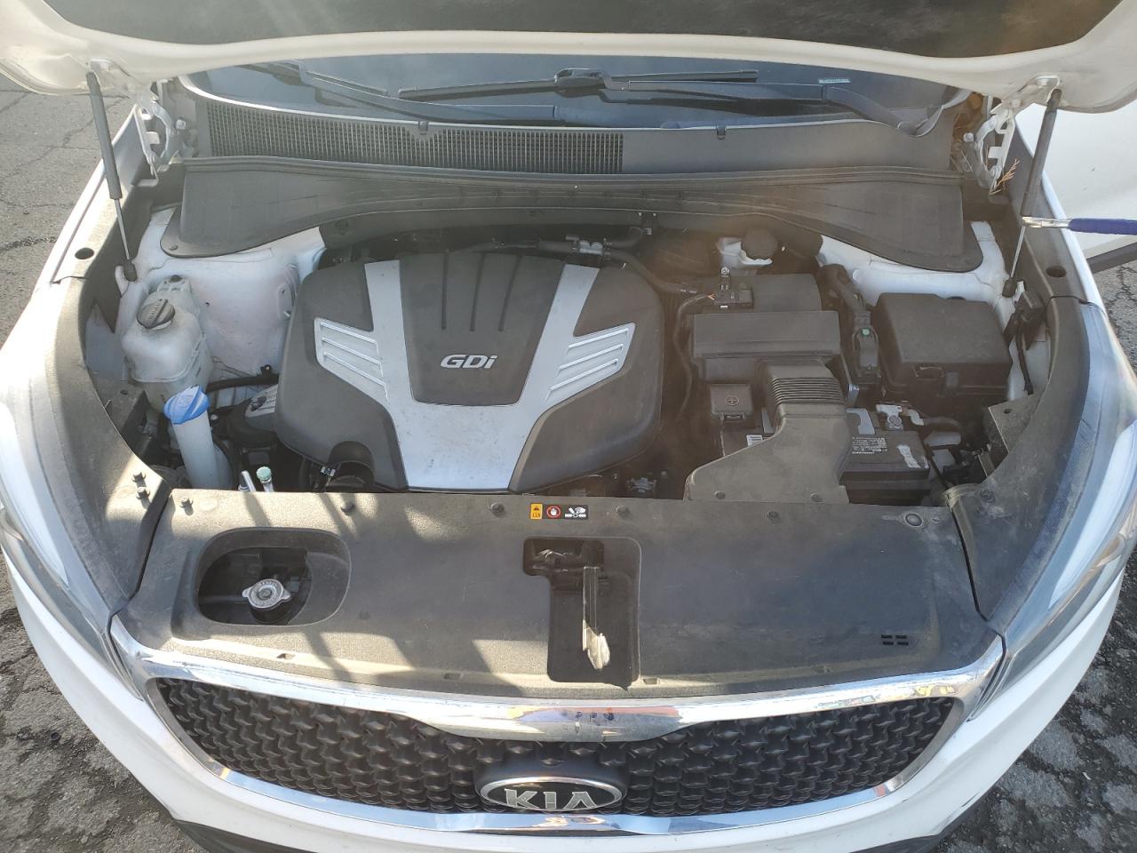 2016 Kia Sorento - Image 12