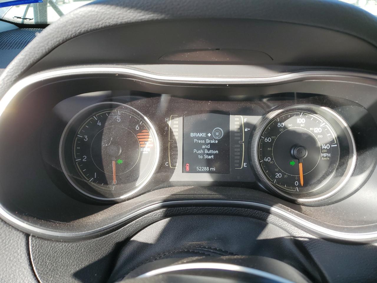 2020 Jeep Grand Cherokee - Image 9